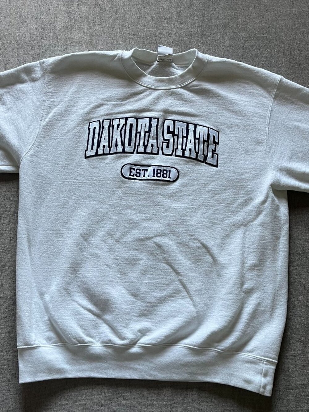 Champion Dakota State Sweatshirt Men L White Pullover College Crew Neck Cotton
